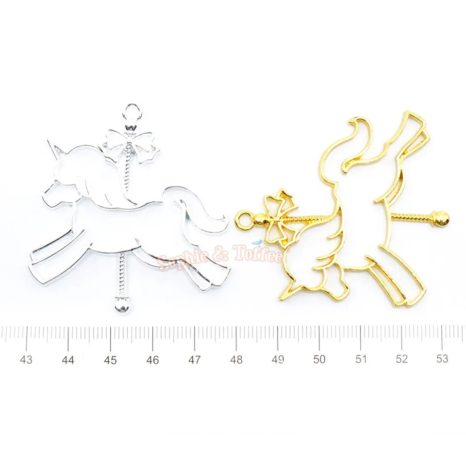 Carousel Unicorn Open Bezel Open Bezel Charm (4 pieces)