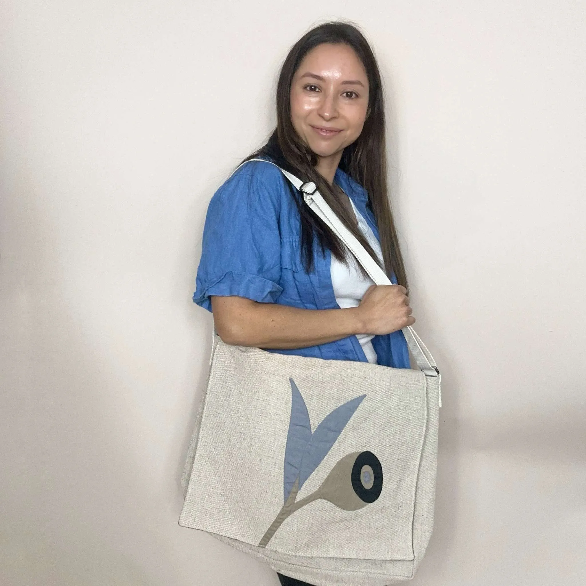 Gumnut Leaf Handmade Jute Messenger Bag in Lime Green