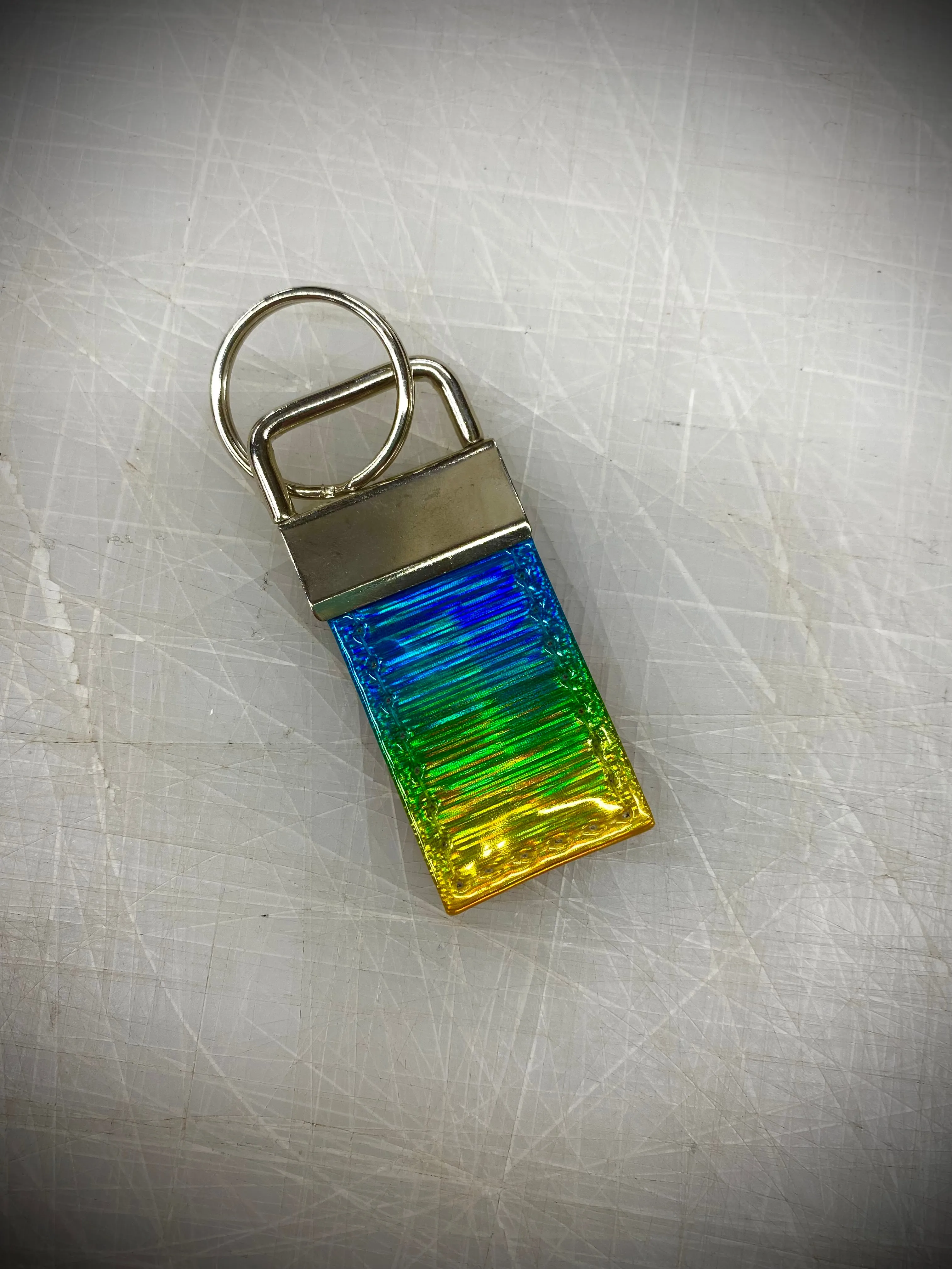 Keychain-Rainbow Shattered Holo