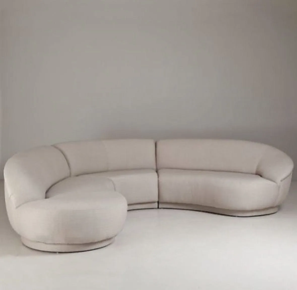 Larisey Sectional Curve Sofa