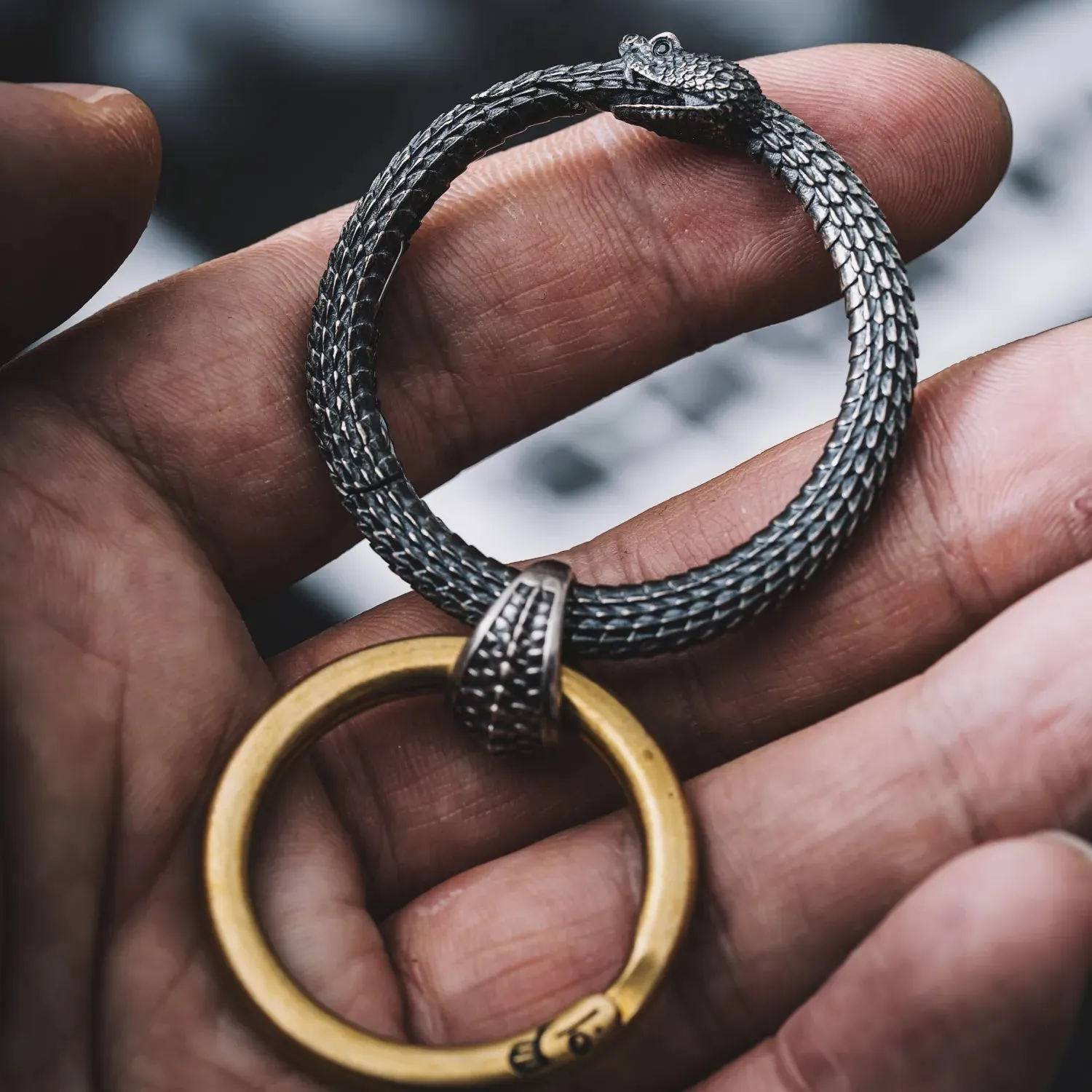 Ouroboros Keychain