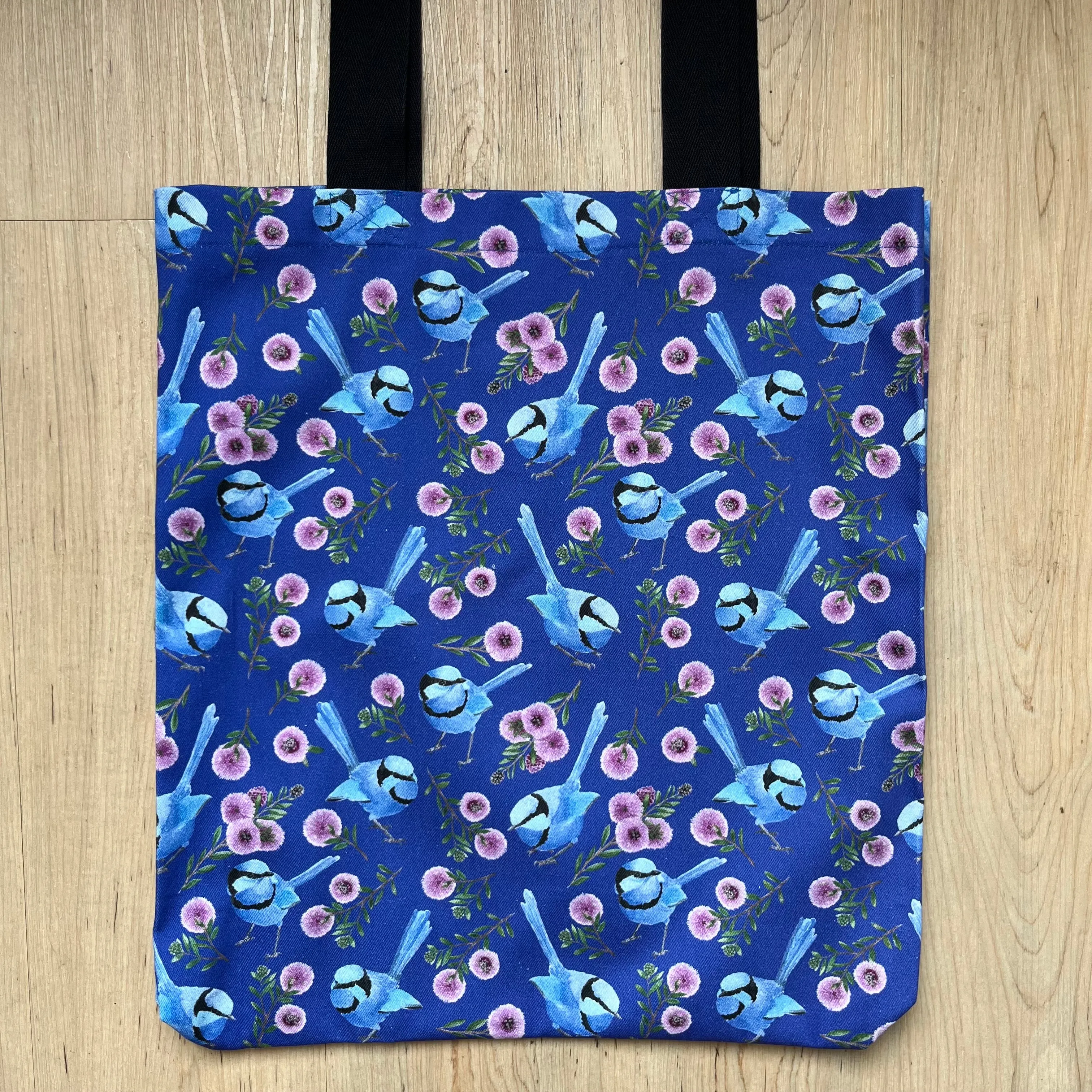 Splendid Wren Tote Bag