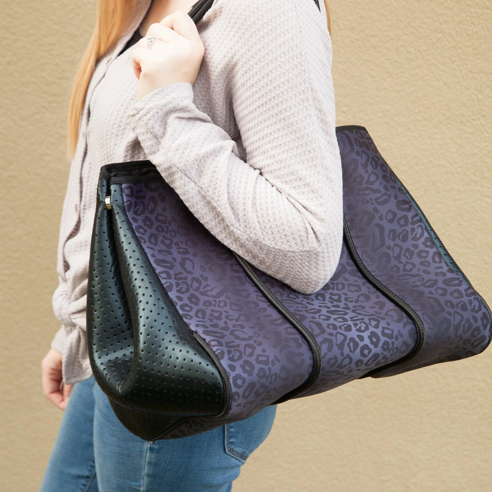 THE MARISSA - GORGEOUS NEOPRENE BAG - BLACK LEOPARD