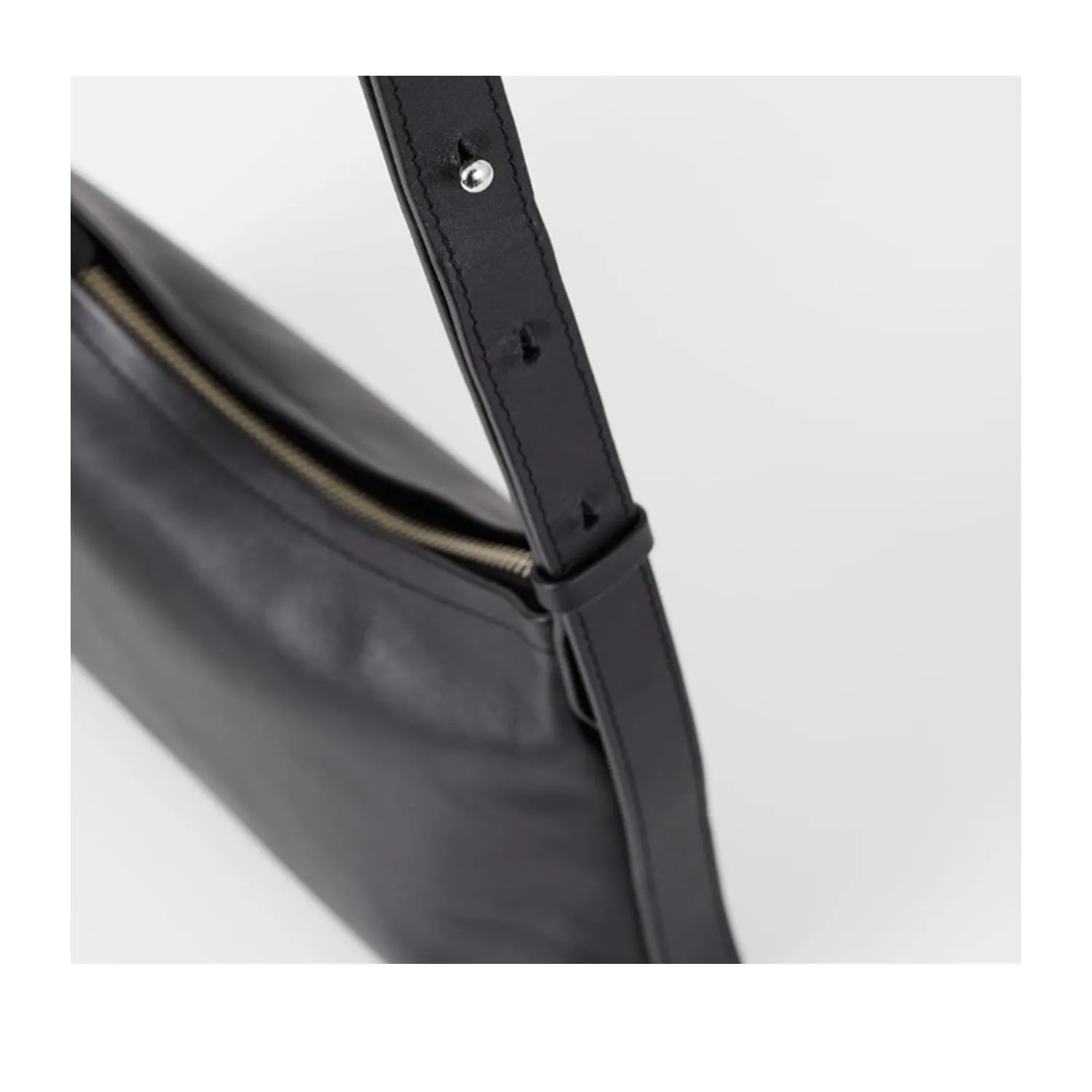 Vagabond Naples Bag in Black